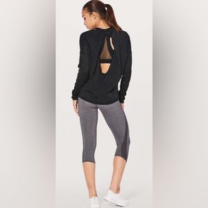 Lululemon Get Set Long Sleeve
Heathered Black / Black